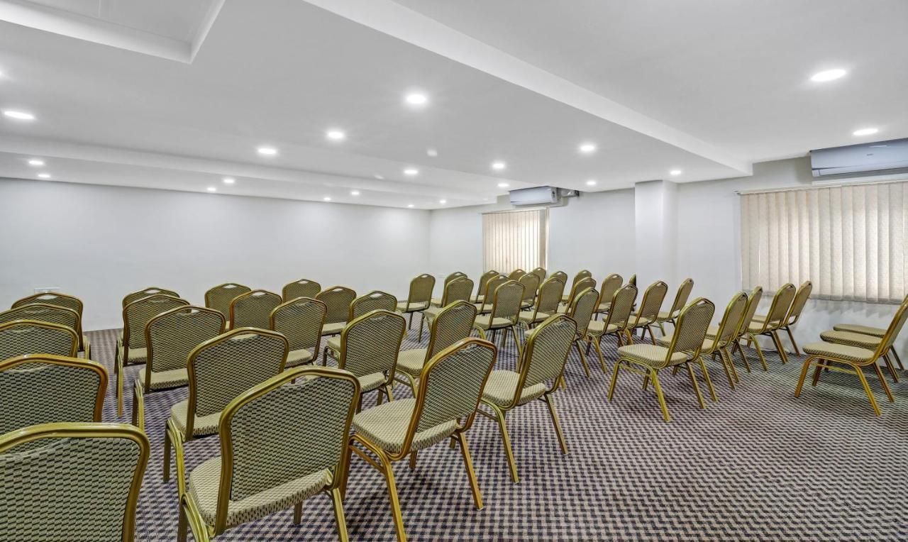 Treebo Trend The White Tree Hope Farm Junction Hotel Bangalore Buitenkant foto